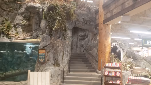 Sportsman's Warehouse photo 3