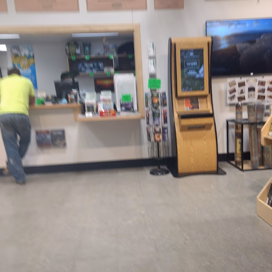 Sportsman's Warehouse photo 2