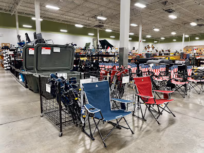 Sportsman's Warehouse photo 2