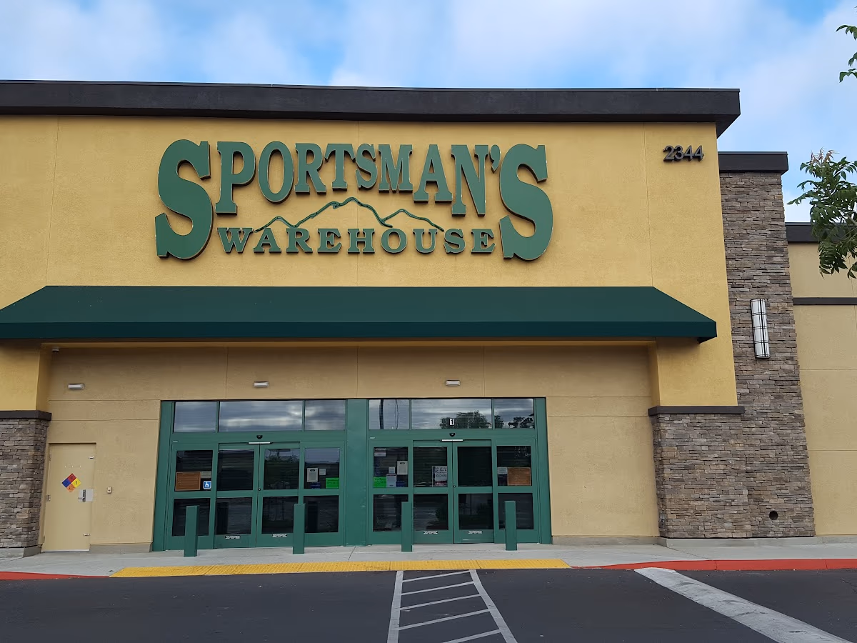Sportsman's Warehouse photo 3