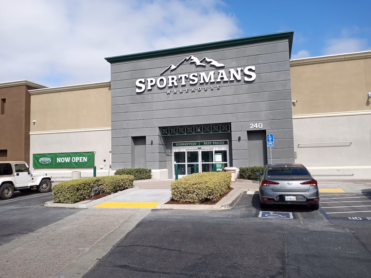 Sportsman's Warehouse