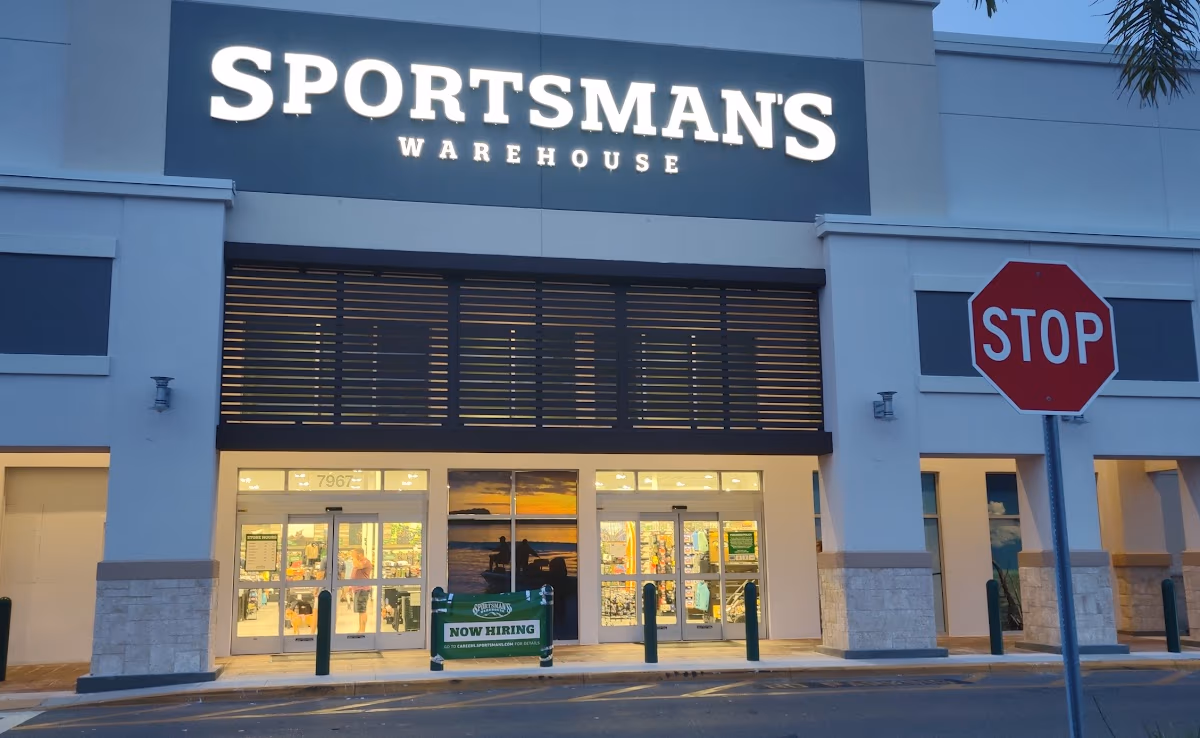 Sportsman's Warehouse photo 1