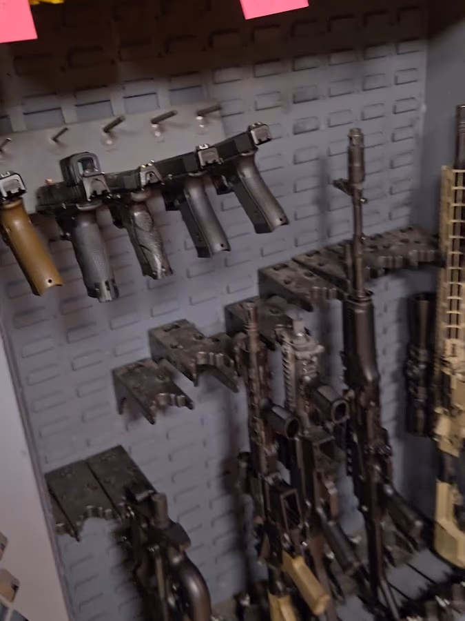Strip Gun Club photo 3