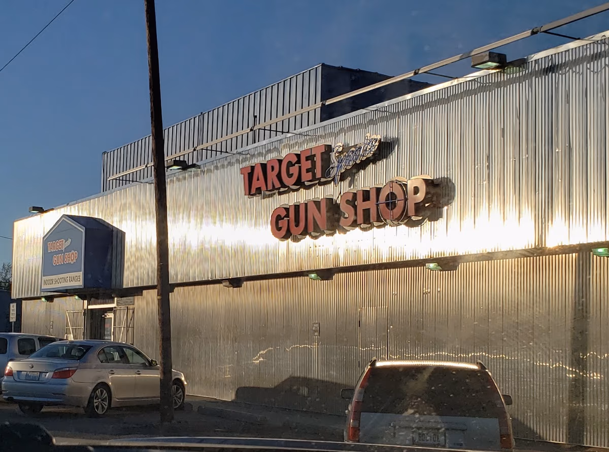 TARGET SPORTS Royal Oak Range & Gun Shop photo 2
