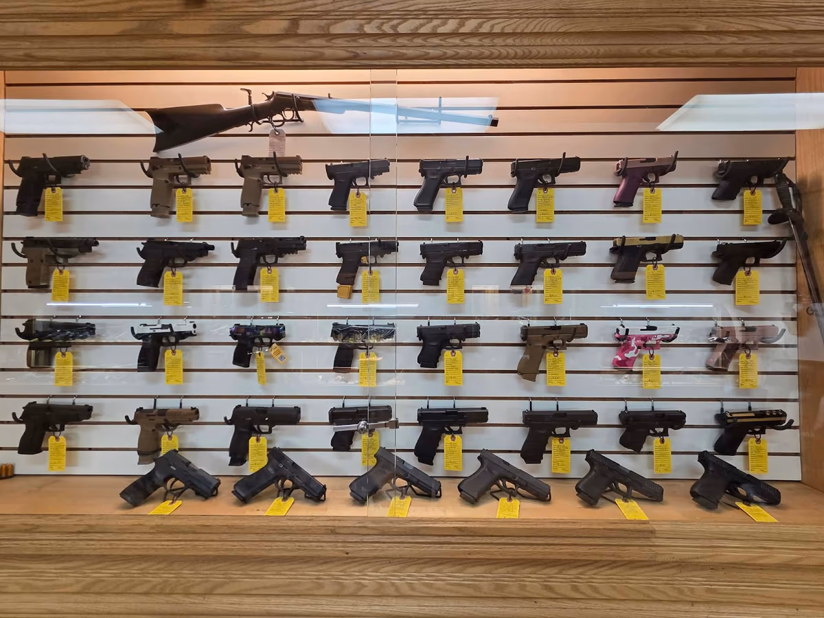 The Gun Junction photo 3