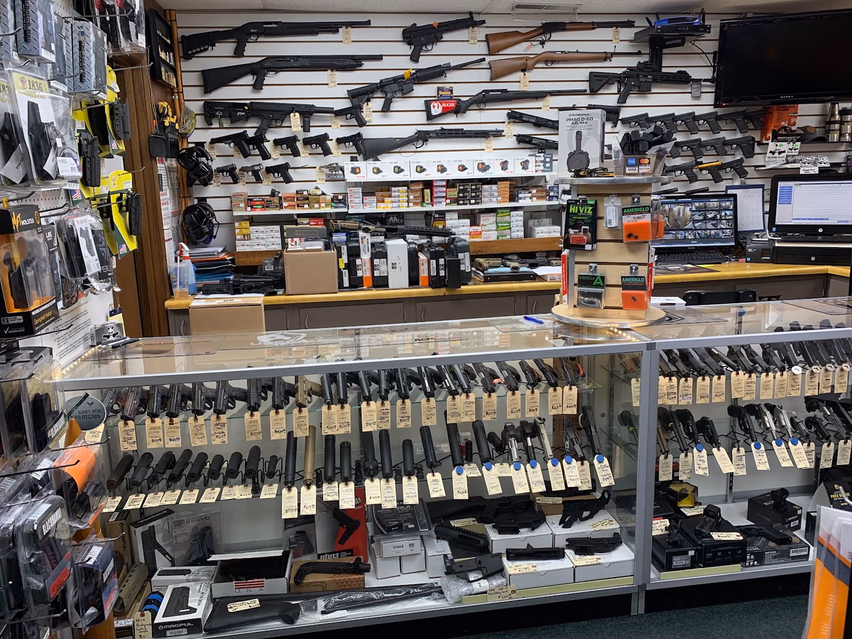 Thunder Alley Indoor Shooting Range LLC photo 2