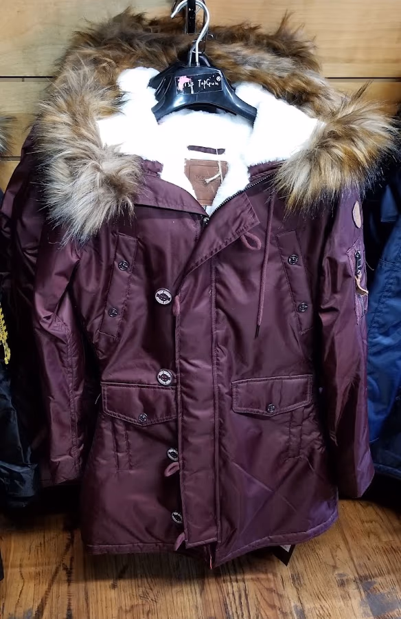 Top Gun Store photo 2