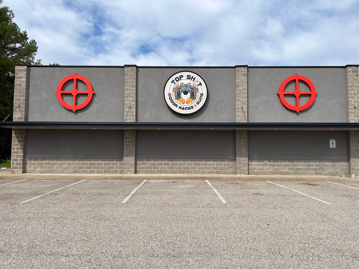 Top Shot Indoor Range and Guns photo 2