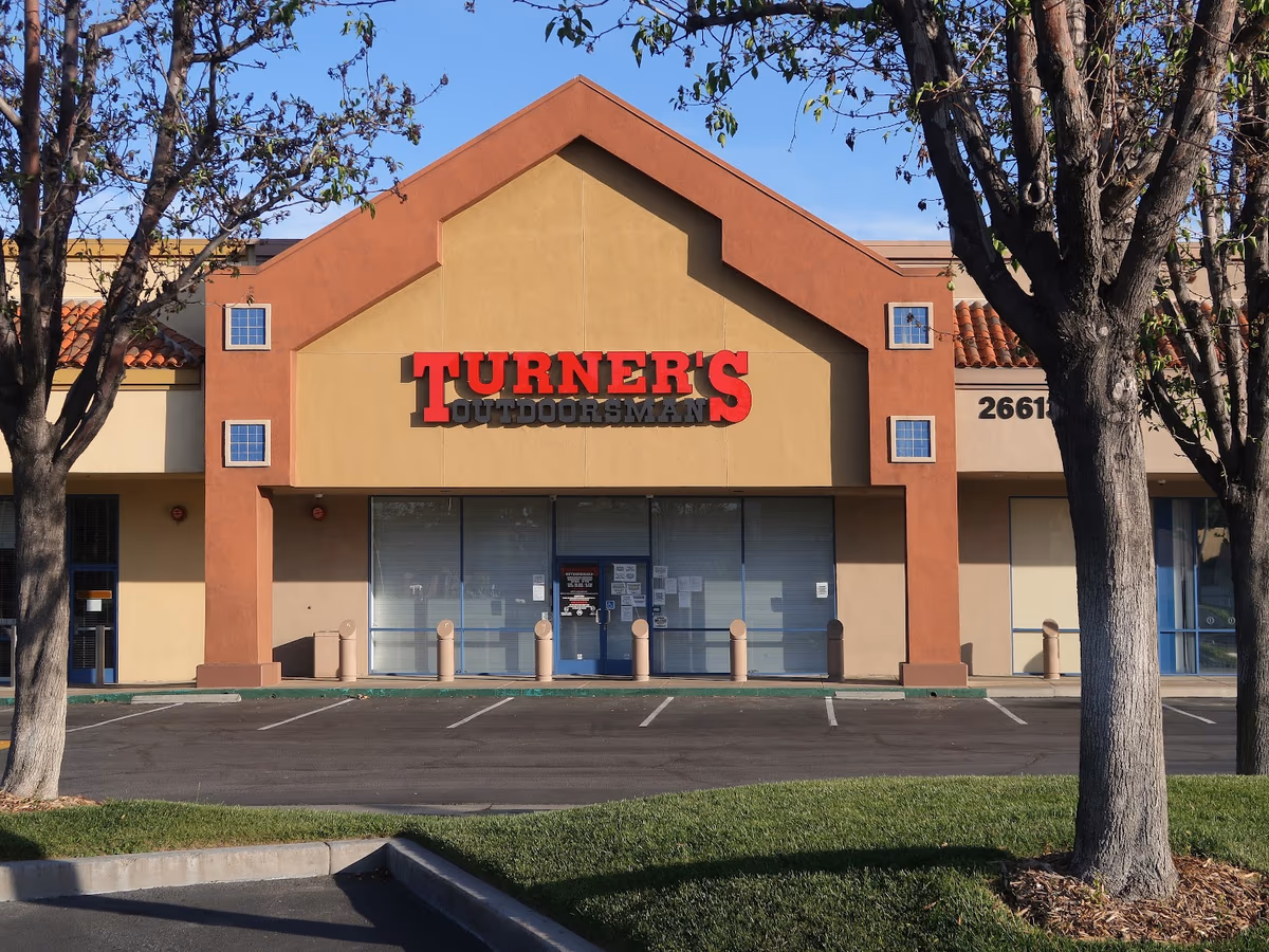 Turner's Outdoorsman-Santa Clarita photo 1