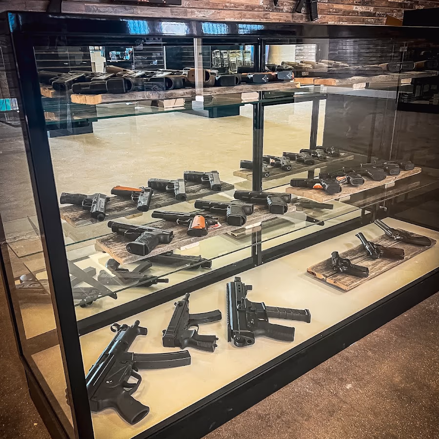 Watermark Arms photo 2